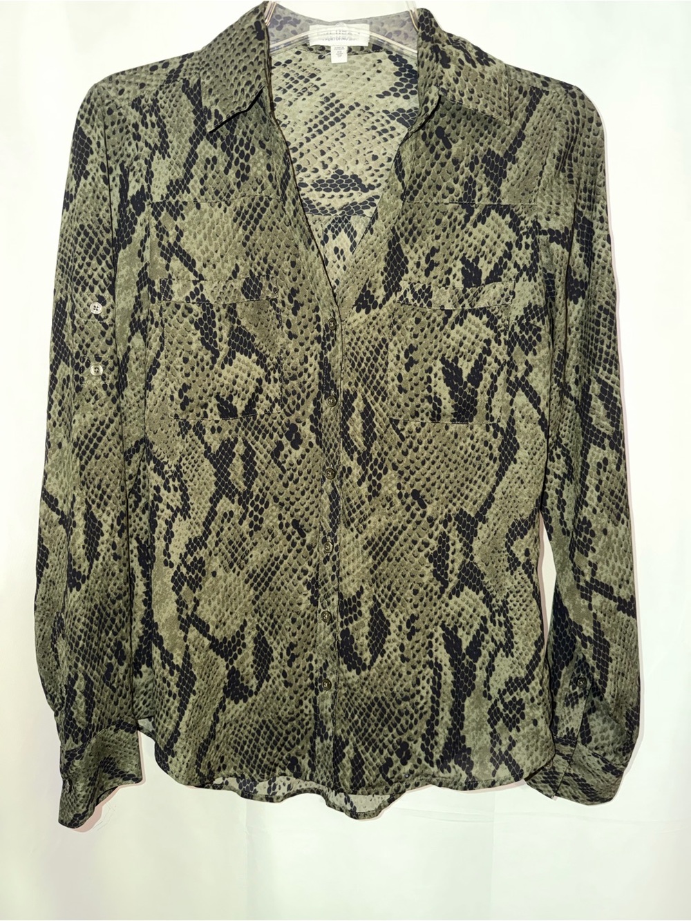 Express Portofino Blouse - Green Snakeskin Animal Print -   X- Small - Roll Tab
